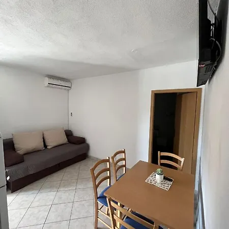 アパート Mia ドラゲ