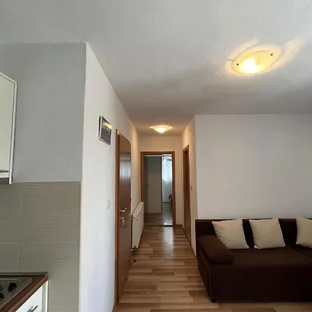 Mia Apartment *