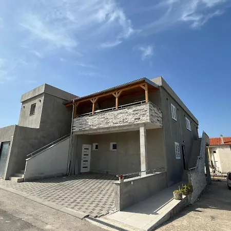 Apartment Mia Drage