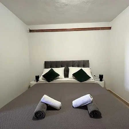 Mia Apartment *